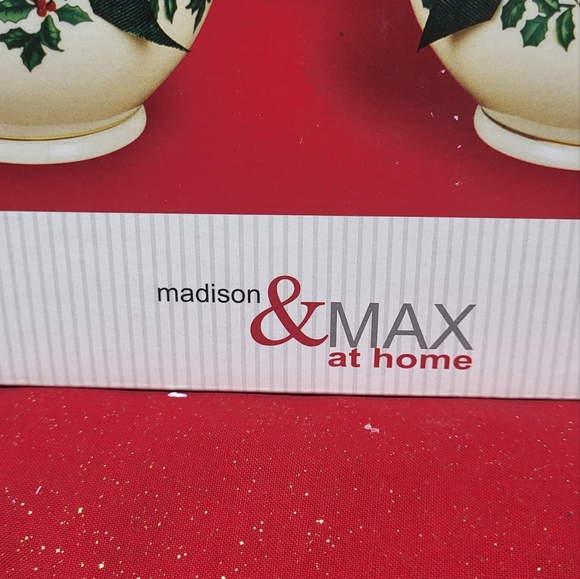 ❄️ (VINTAGE) Madison & Max:: Christmas Vases - Picture 11 of 12